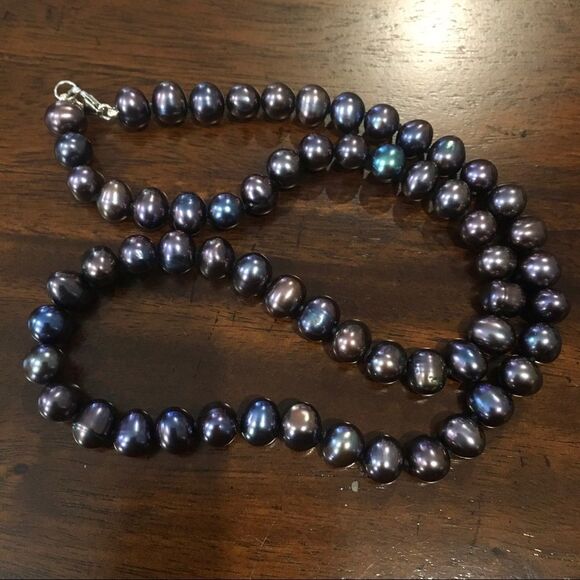 Vintage Jewelry - Peacock Pearl Necklace With Sterling Silver Clasp